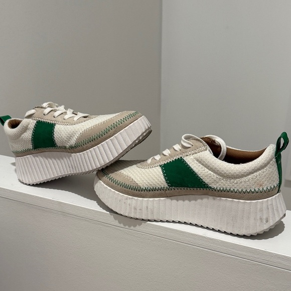 Zodiac Cream and Green Platform Sneakers - Picture 1 of 9